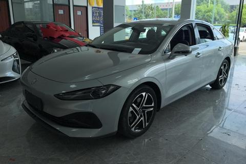Roewe D7 DMH