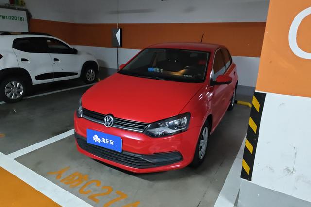 Volkswagen Polo 2016 1