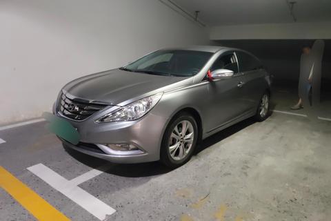 Hyundai Sonata 8