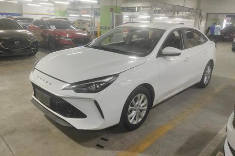 Roewe i5
