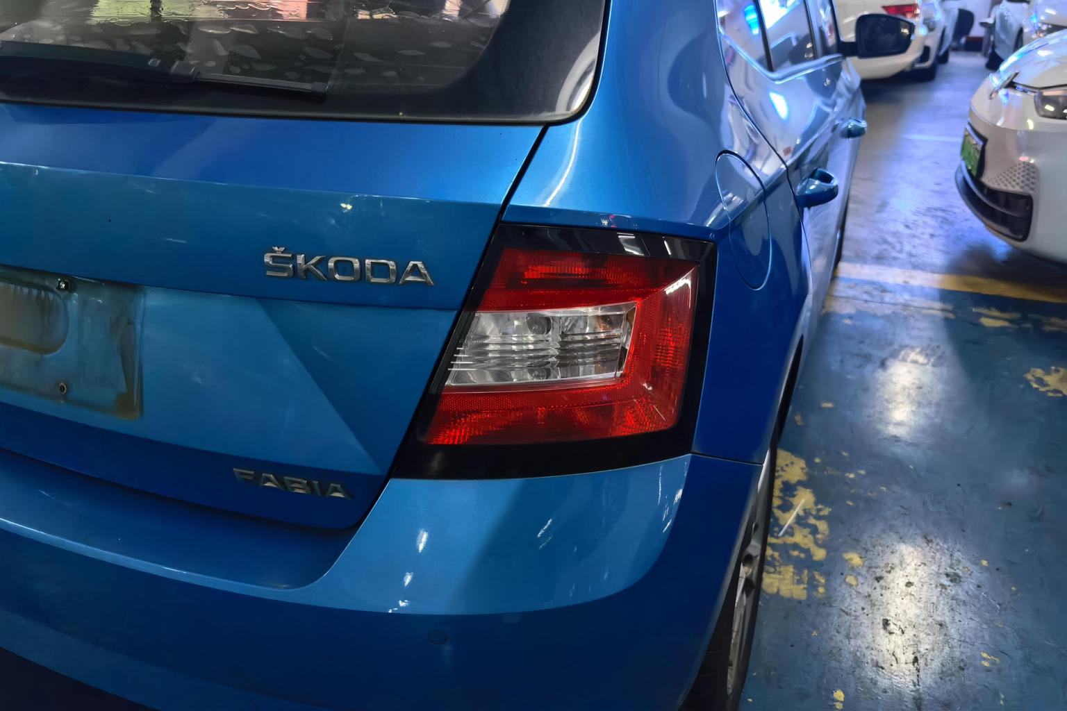 Skoda Fabia 2015 1.4L AT