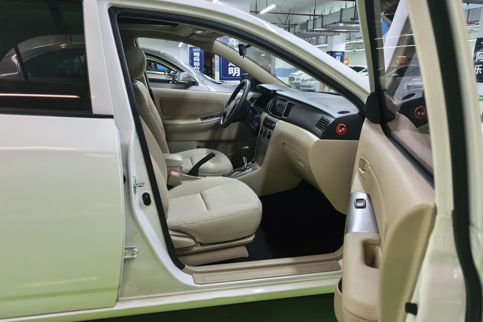 Toyota Corolla 2013 1.6L AT