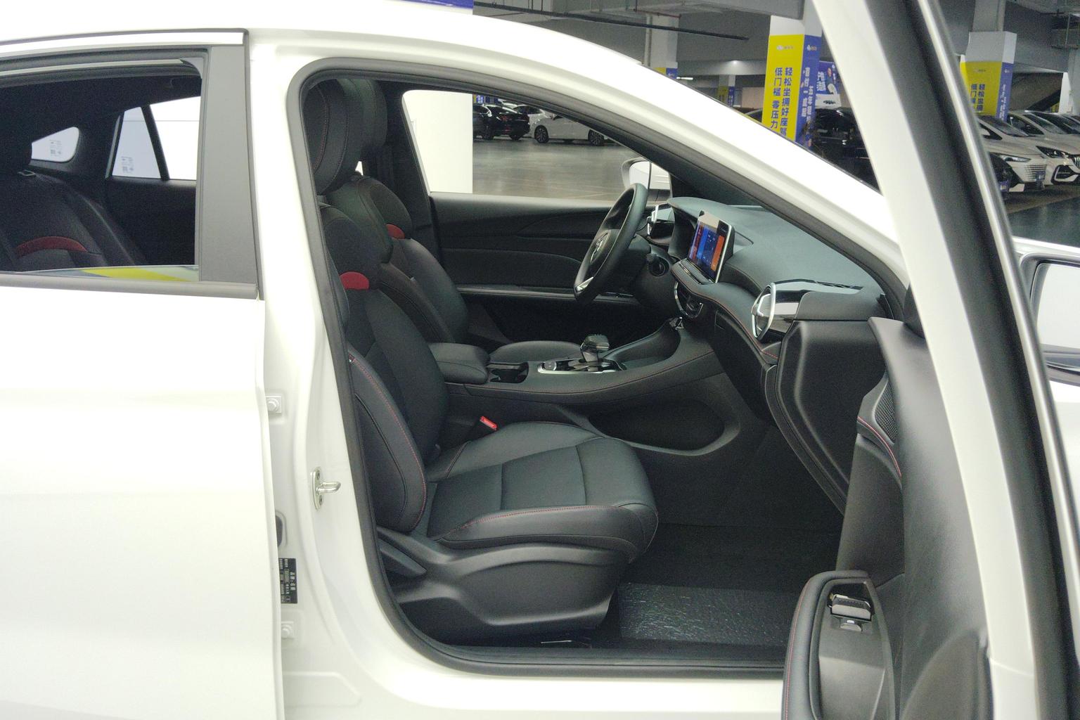MG MG5 2025 300TGI Flagship
