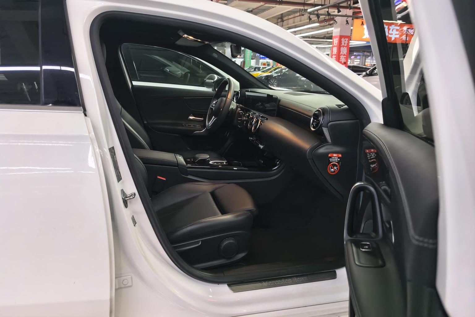 Mercedes-Benz A-Class A 2020 A 200 L Sport