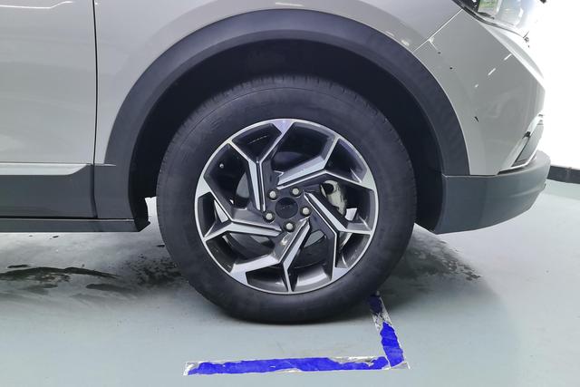 Dongfeng Fengshen Fengshen AX7 2021 — фото 9