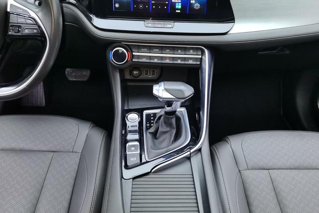 Dongfeng Fengshen Fengshen AX7 2021 — фото 14