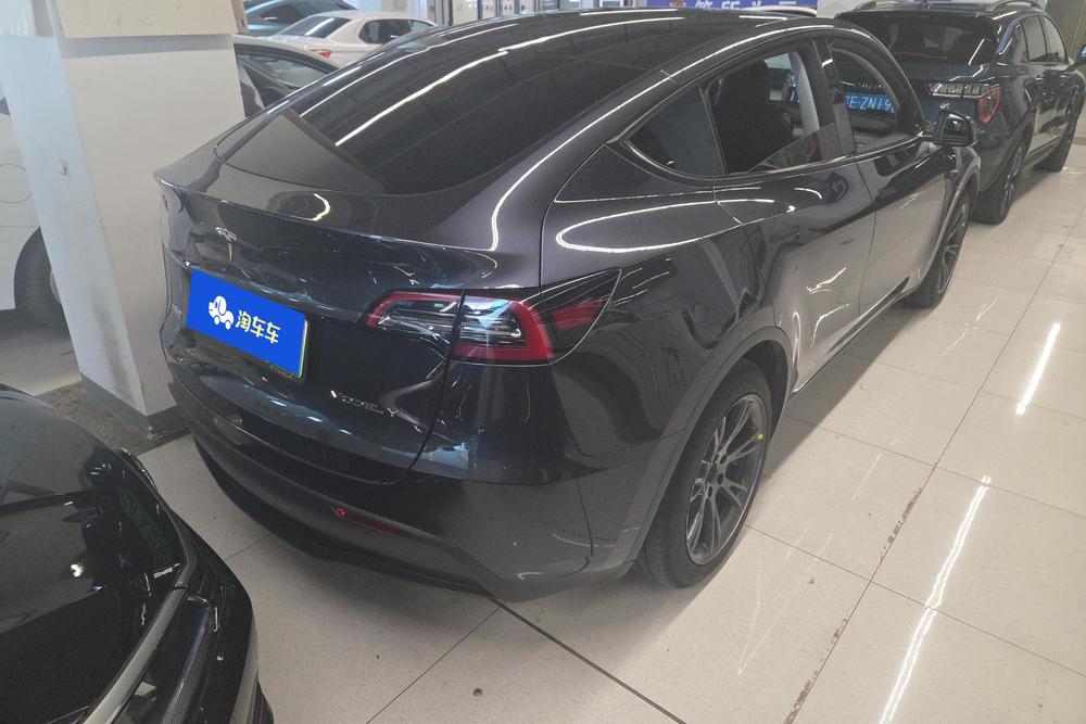 Tesla Model Y, фото 2