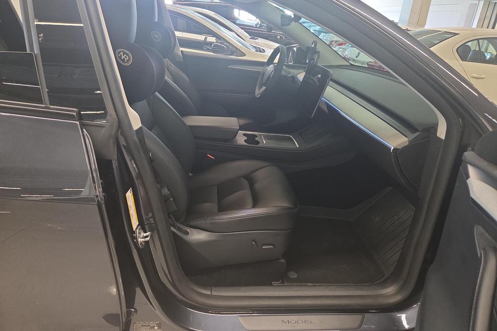 Tesla Model Y, фото 11