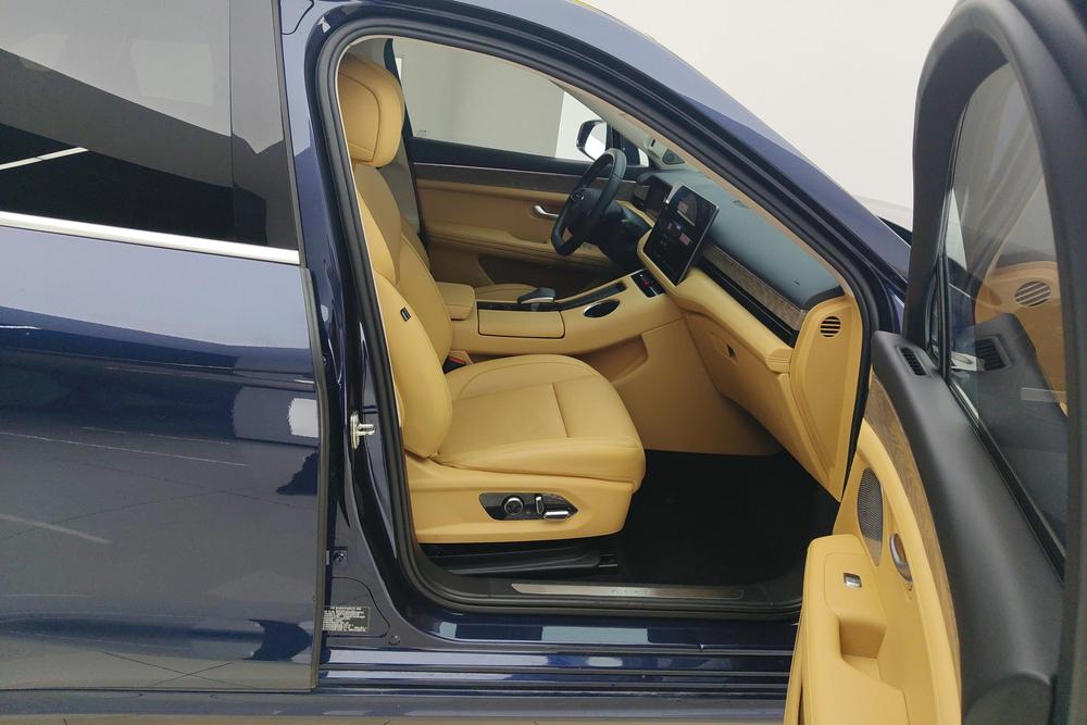 AITO M5, фото 16