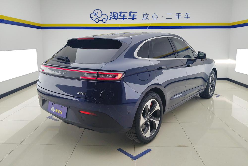 AITO M5, фото 3