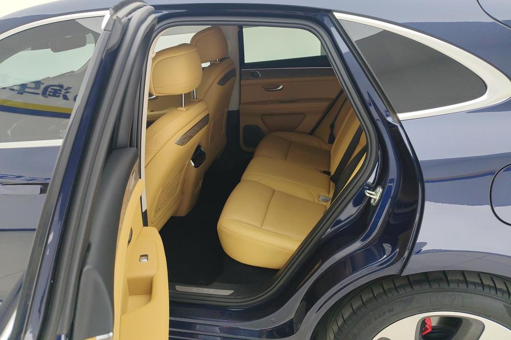 AITO M5, фото 15
