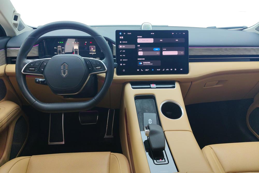 AITO M5, фото 12