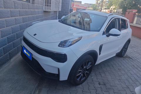 Lynk & Co 01