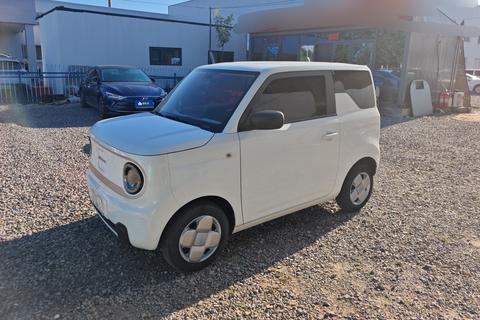 Geely Galaxy Panda