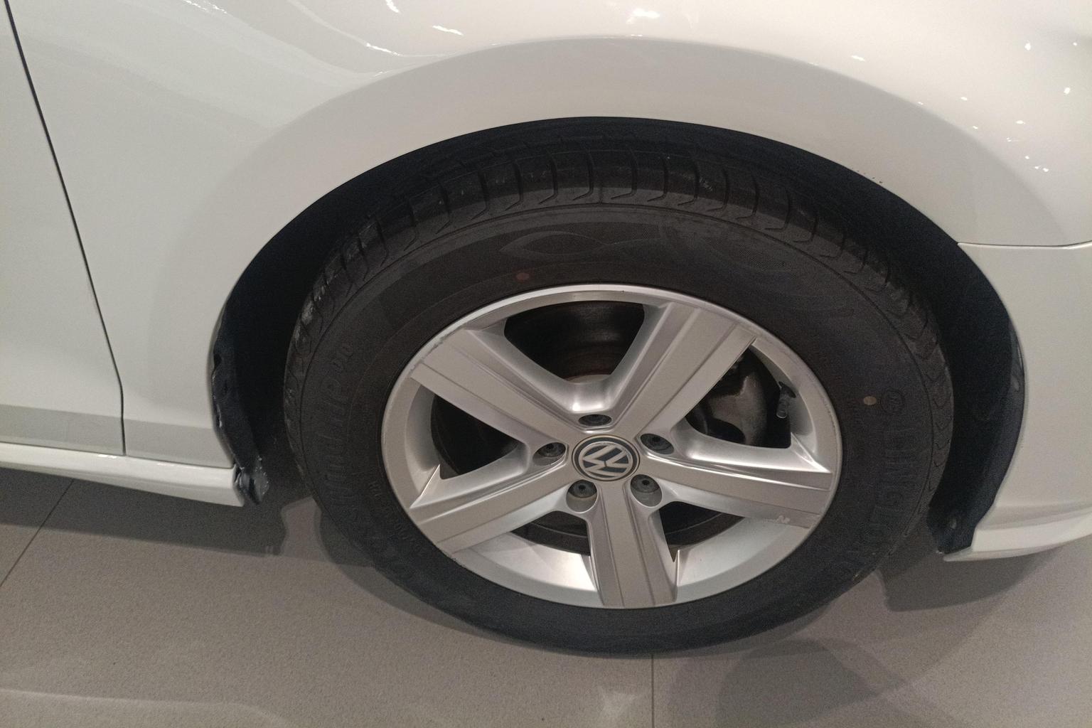 Volkswagen Lamando 2019 230TSI DSG VI