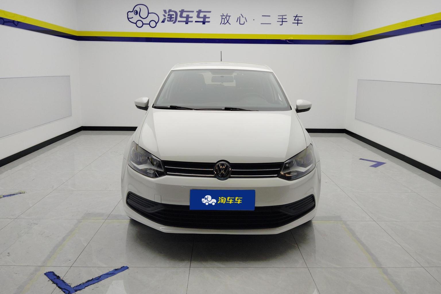 Volkswagen Polo 2016 1.4L AT