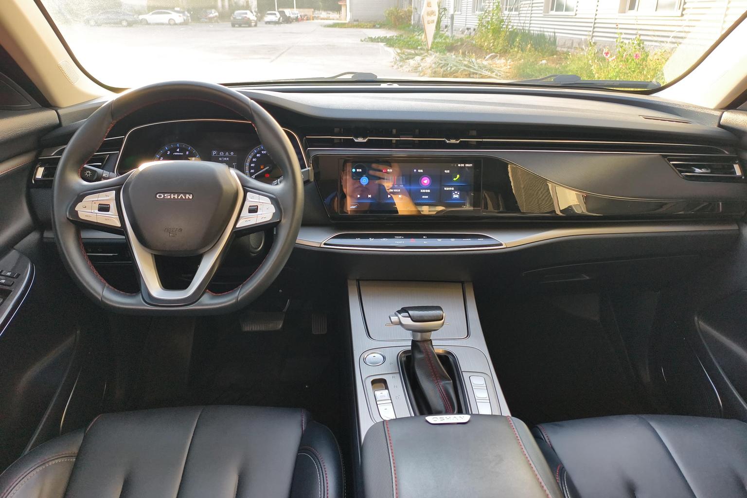 Changan Oshan X7 2020 1.5T АКПП Люкс