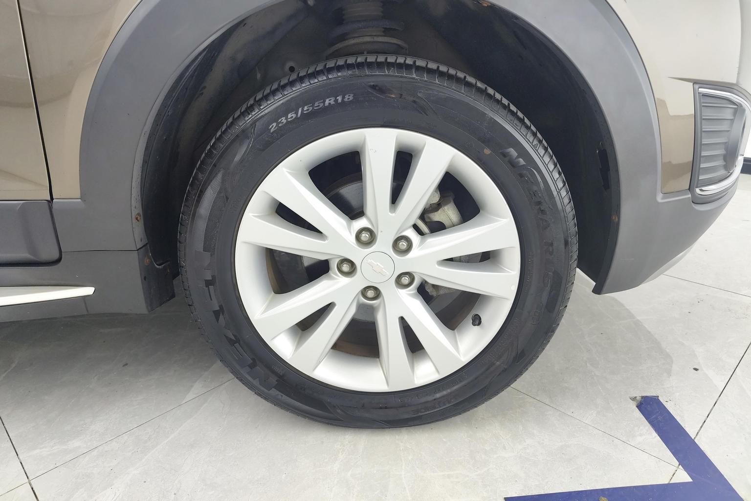 Chevrolet Captiva 2015 2.4L Flagship 7 мест