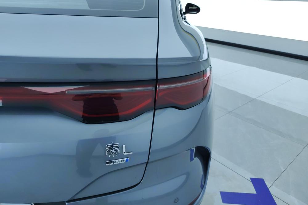 BYD Qin L EV, фото 5