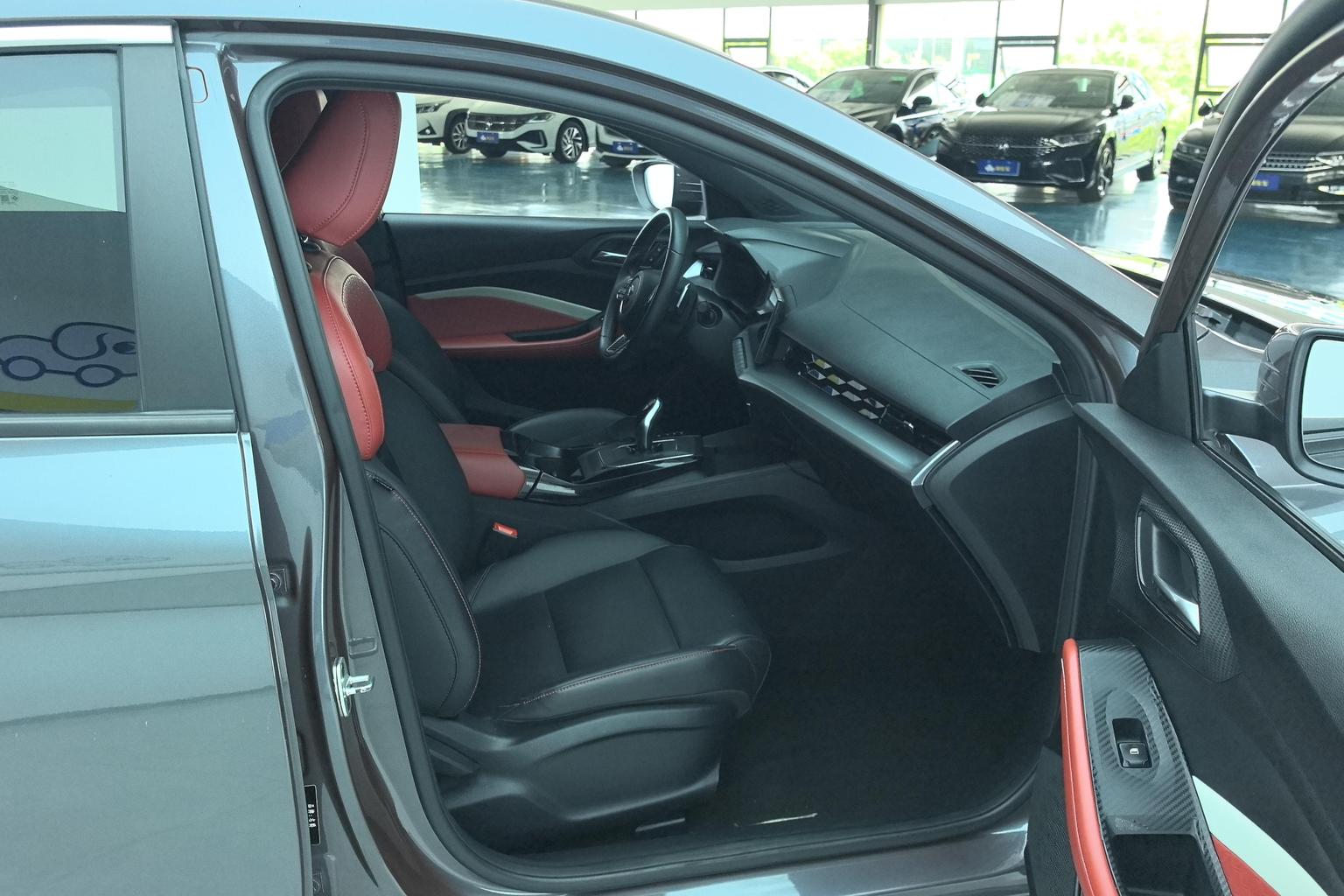 MG MG5 2021 300TGI DCT