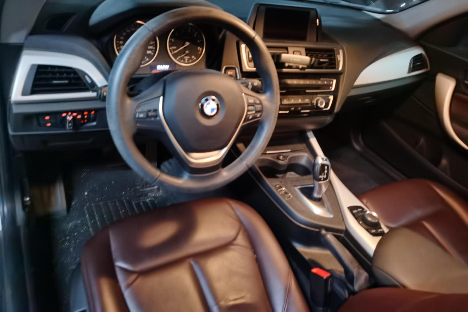 BMW 2 Series 2015 218i