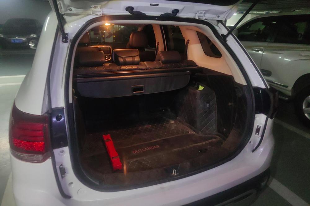 Mitsubishi Outlander, фото 17