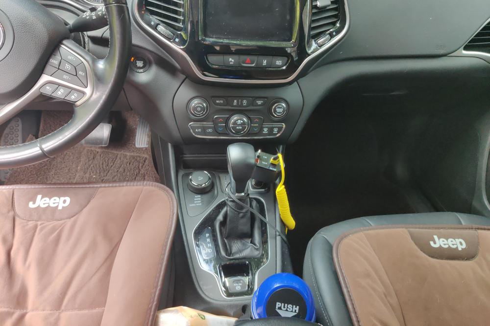 Jeep Cherokee, фото 15