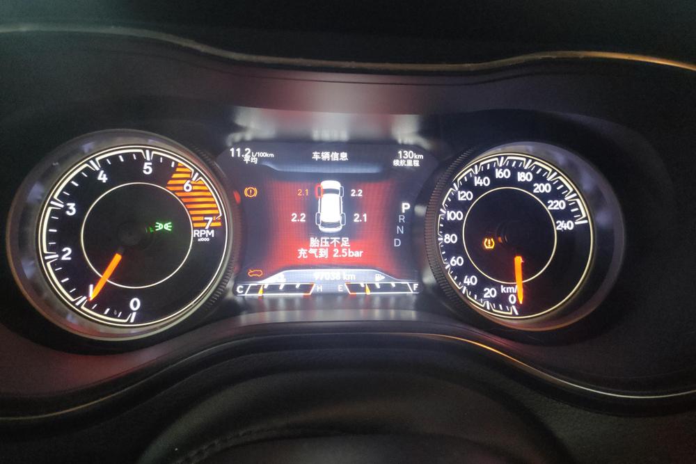 Jeep Cherokee, фото 14