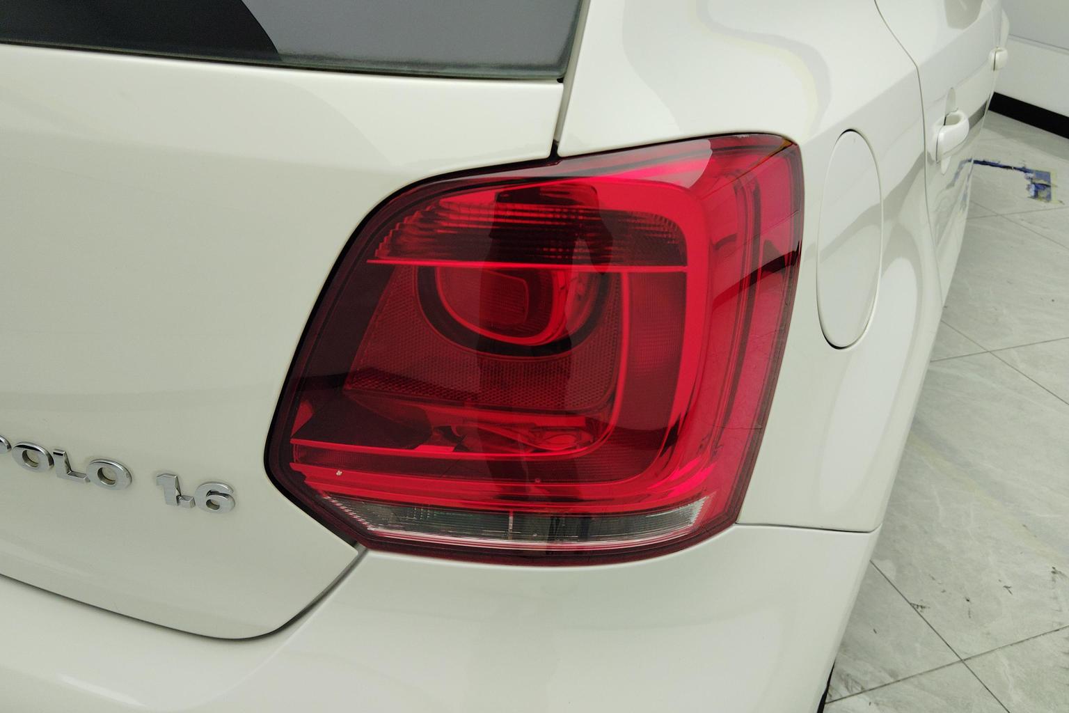 Volkswagen Polo 2013 1.6L AT Comfort