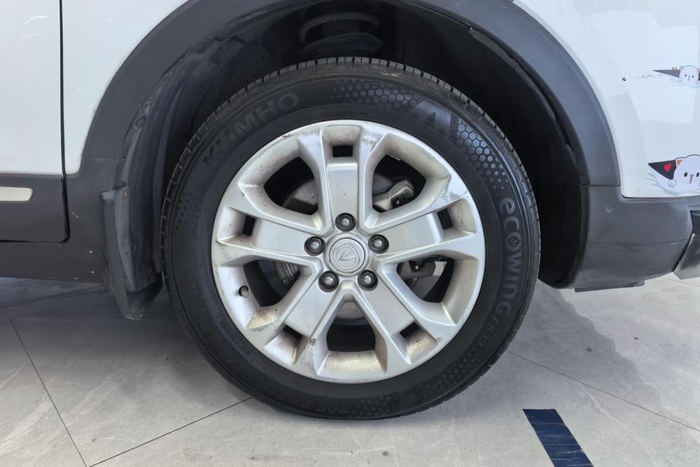 Changan CS15, фото 8