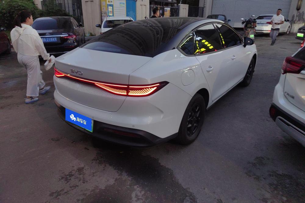 BYD Seal 05 DM-i, фото 3