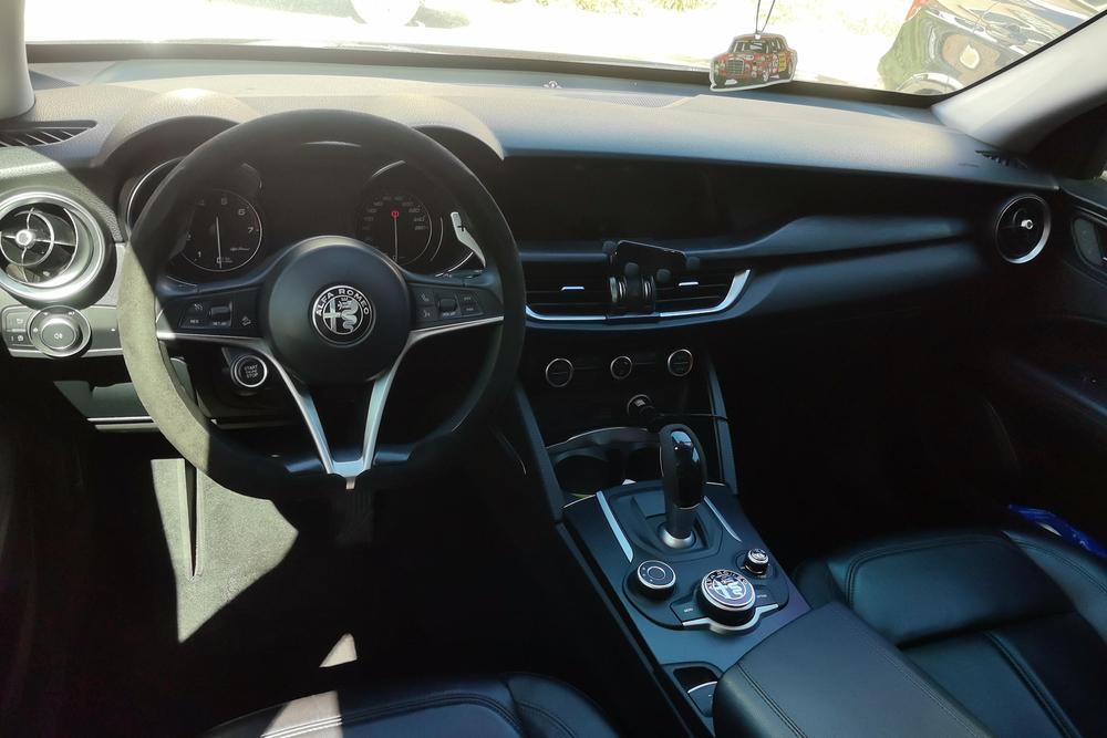Alfa Romeo Stelvio, фото 13