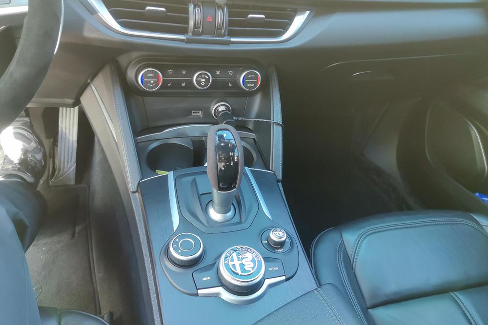 Alfa Romeo Stelvio, фото 15