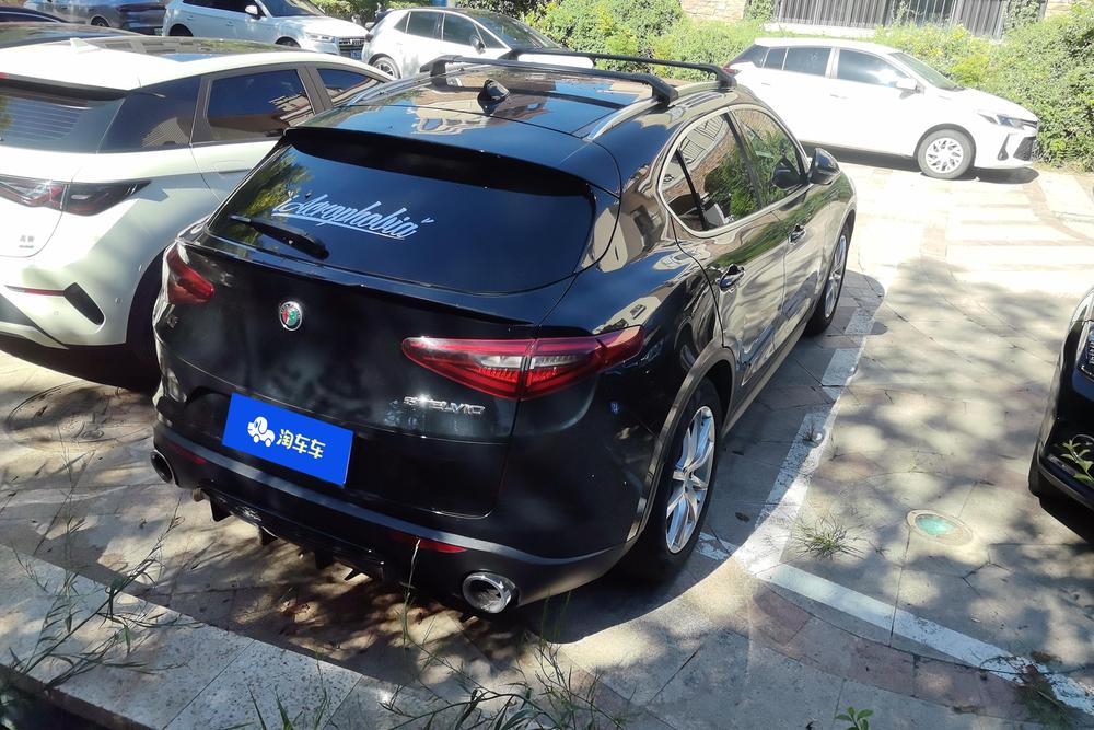 Alfa Romeo Stelvio, фото 3
