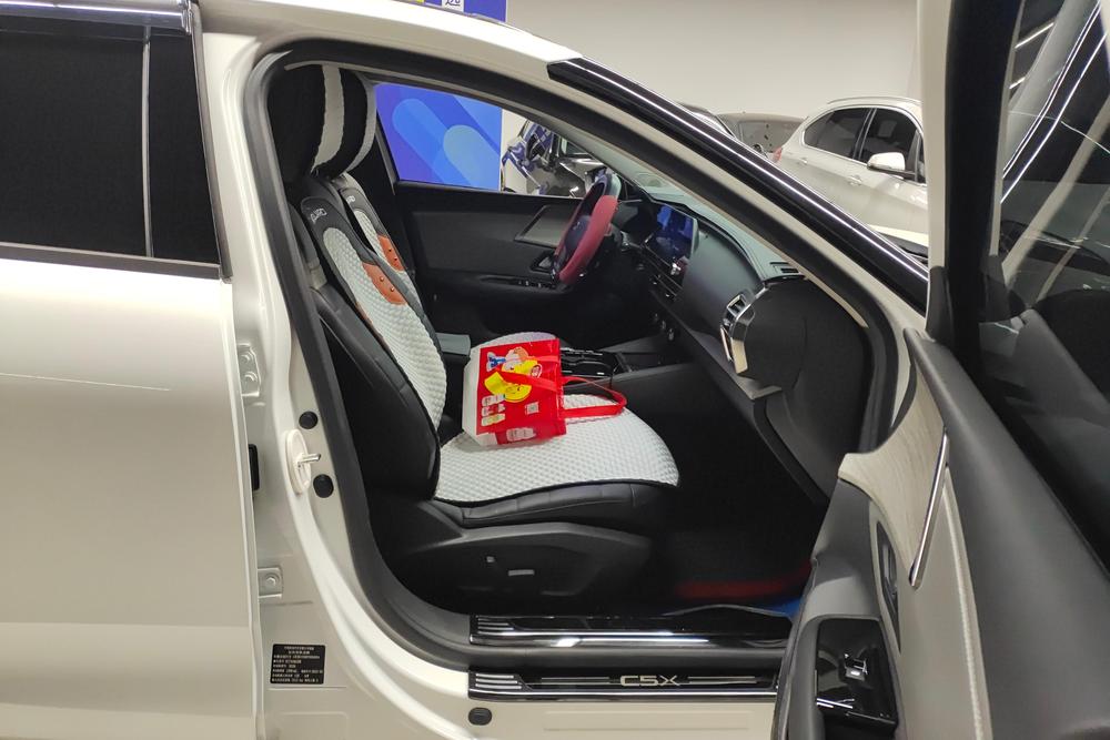 Citroën C5 X, фото 16