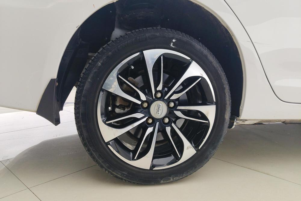 BYD Qin EV, фото 11