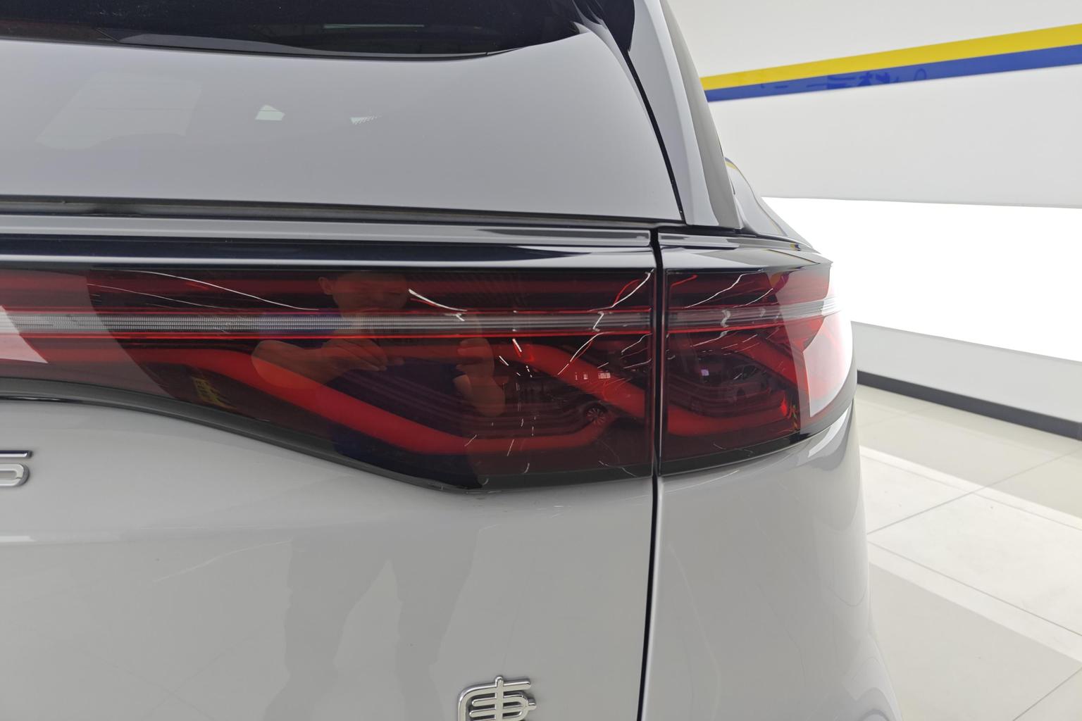 BYD Tang DM 2025 Smart Drive DM-i 115KM Flagship