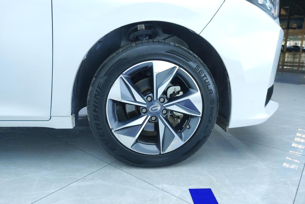 GAC Trumpchi M6, фото 9