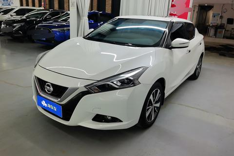 Nissan Lannia