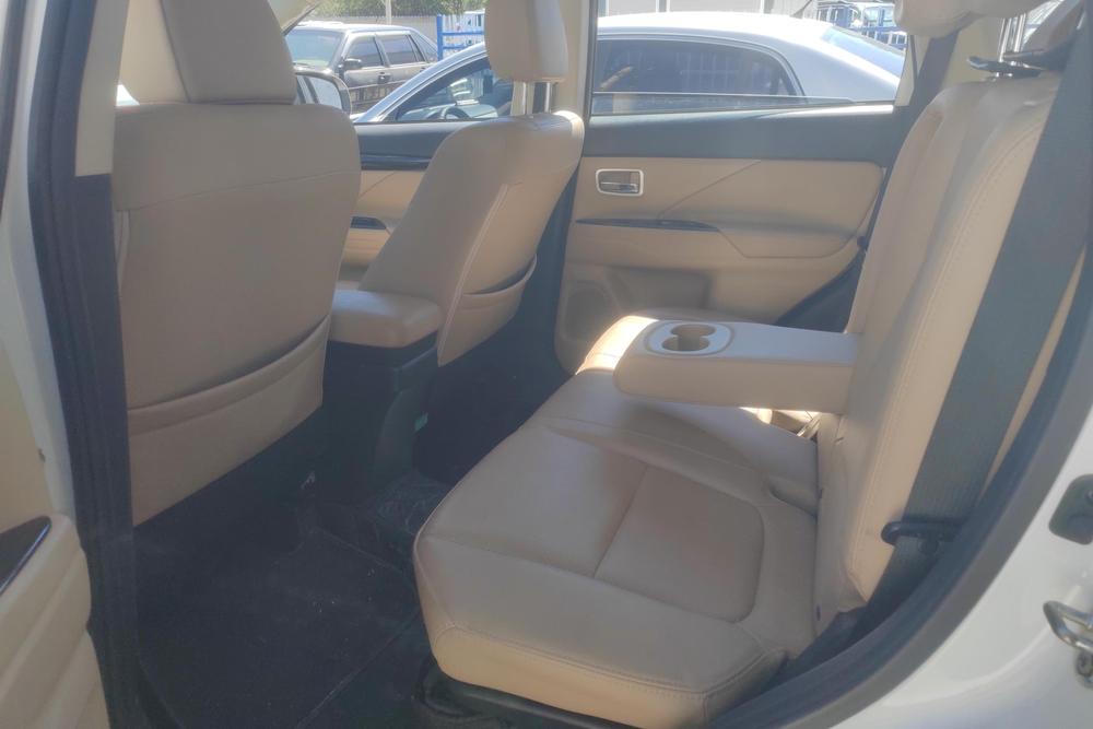 Mitsubishi Outlander, фото 16