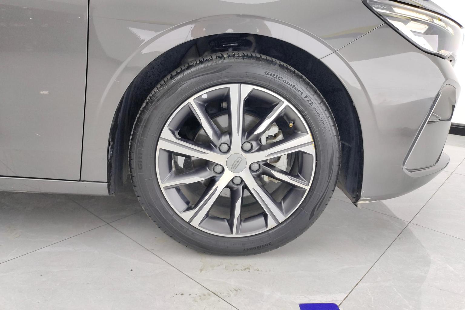 Geely Emgrand — фотографии объявления, Фото 6