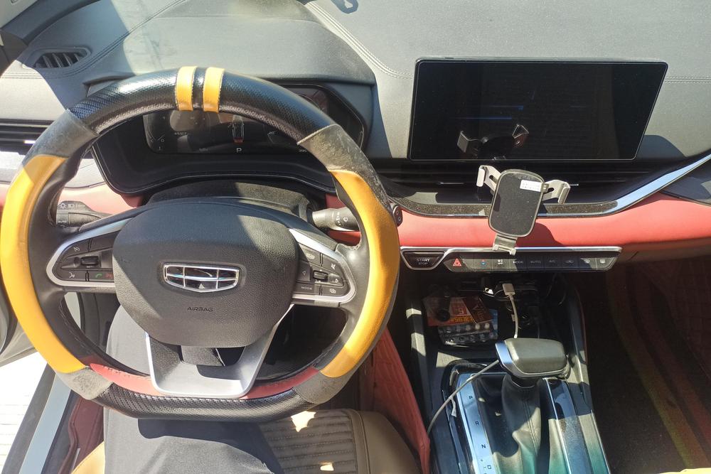 Geely Emgrand S, фото 13