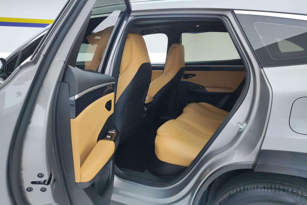 Geely Galaxy L7, фото 16