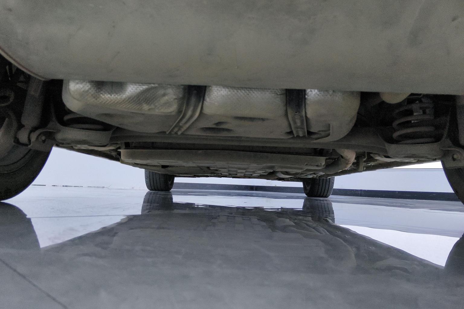 Geely Emgrand L HiP: фотография 10 из 17