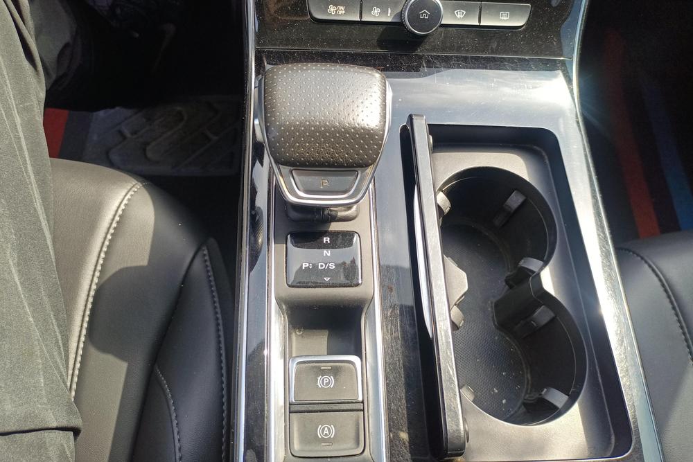 Roewe RX5 MAX, фото 15