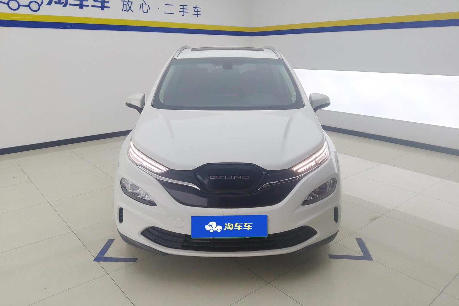 BAIC EX3 2019 R600 jin shang ban