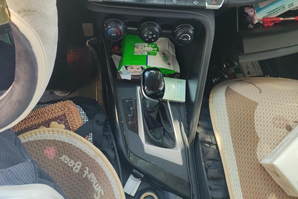 Changan CS15, фото 15