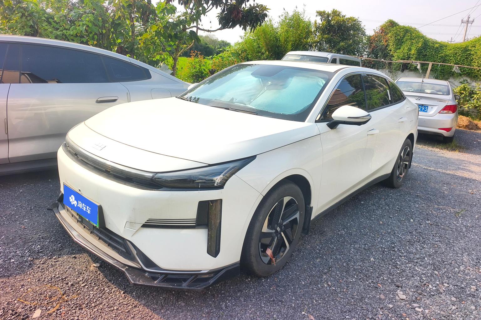 Geely Galaxy Galaxy L6 L6 2023 1.5T DHT 125km PLUS