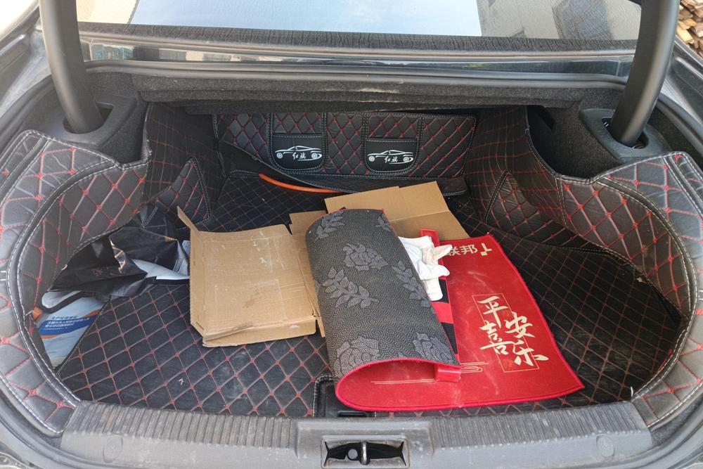 Hongqi H7, фото 17