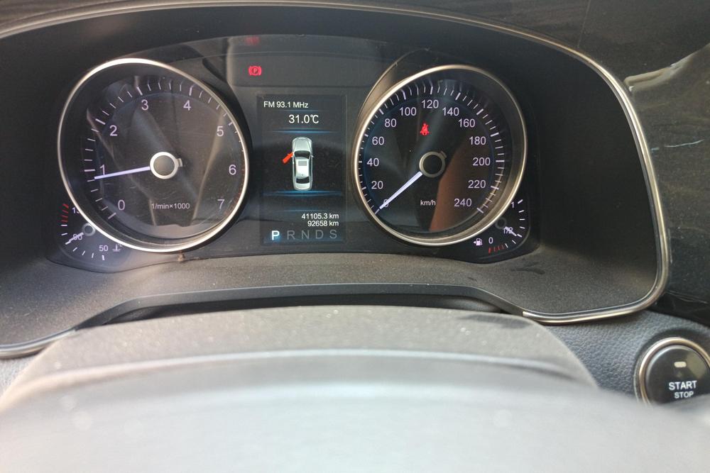 Hongqi H7, фото 12
